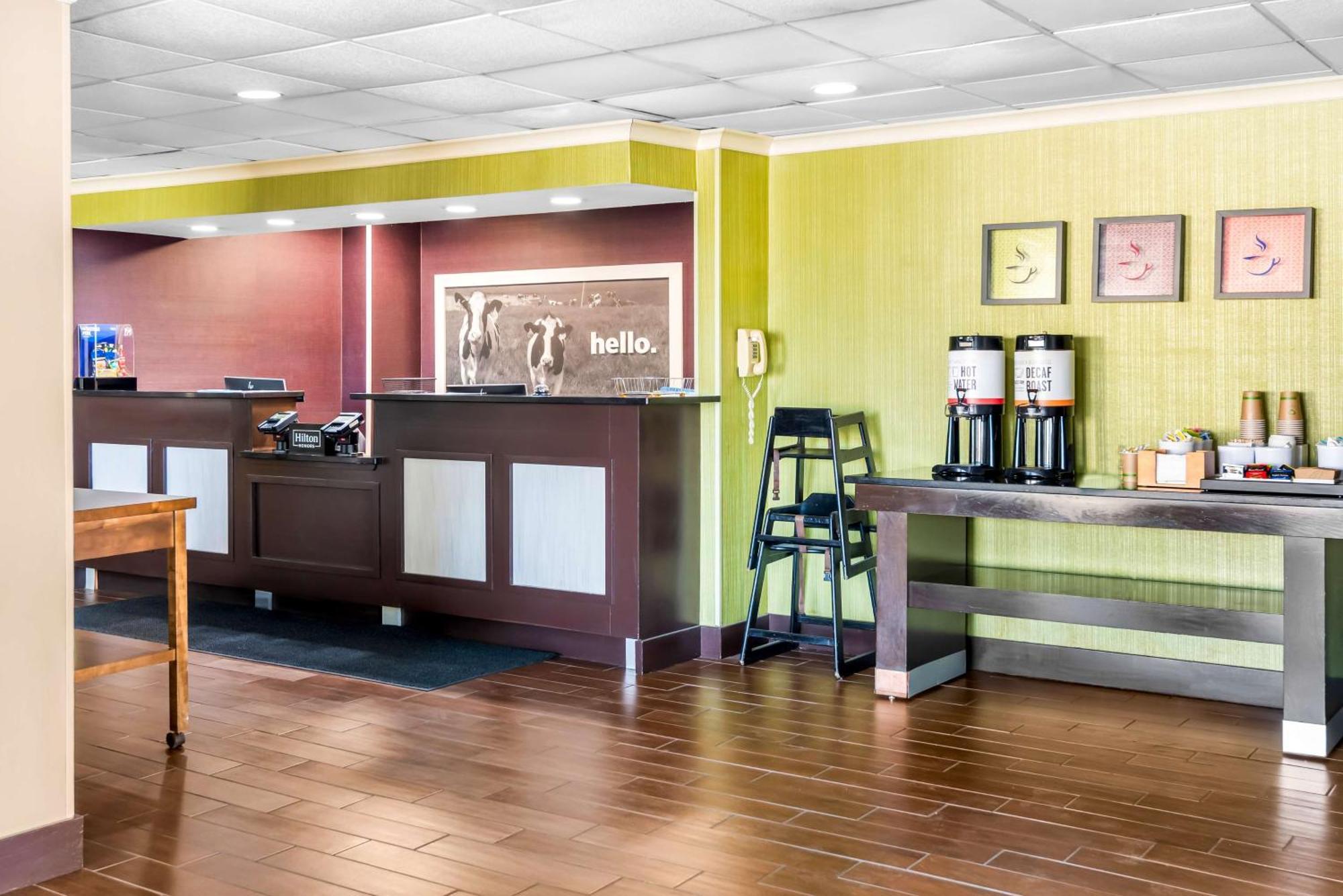 Hampton Inn Indianapolis Northeast/Castleton Εξωτερικό φωτογραφία